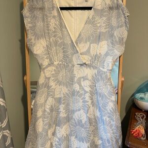 Madewell White and Blue Floral Midi Dress